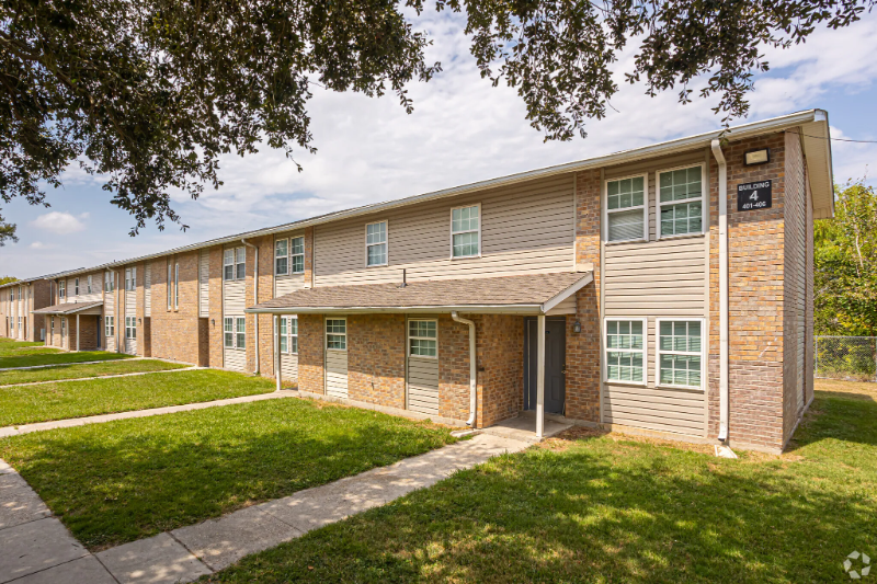 14765 Chef Menteur Hwy #1201 - Photo 4 of 8