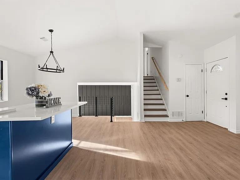 4933 Park West Dr - Photo 3 of 11