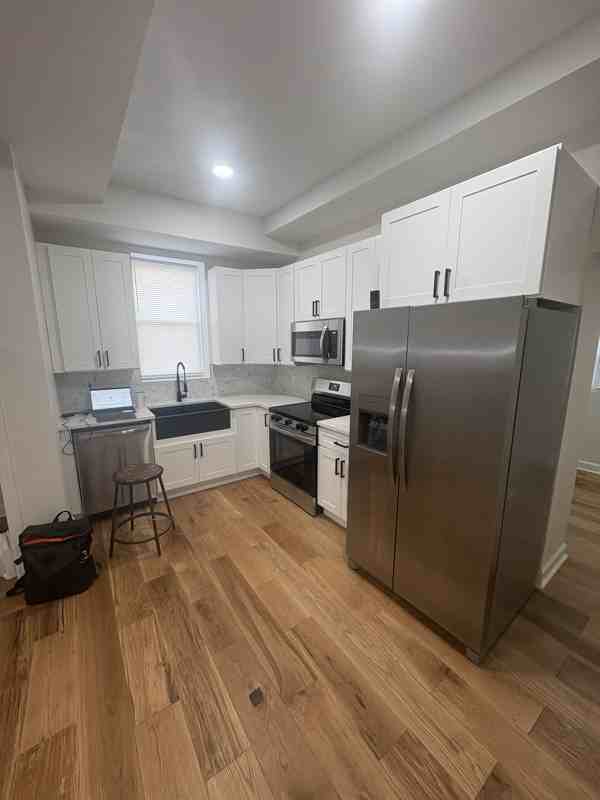 1639 N Hilton St - Photo 7 of 19