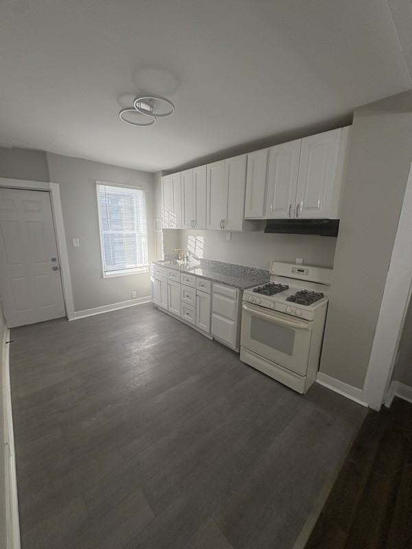 1634 N Wolfe St - Photo 6 of 18