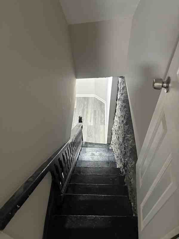 2416 W Franklin St - Photo 7 of 19