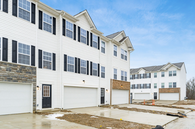 127 Sitka Willow Dr - Photo 2 of 47