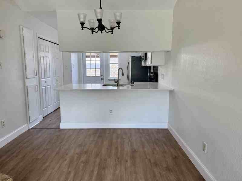 506 Augustine Dr - Photo 4 of 14