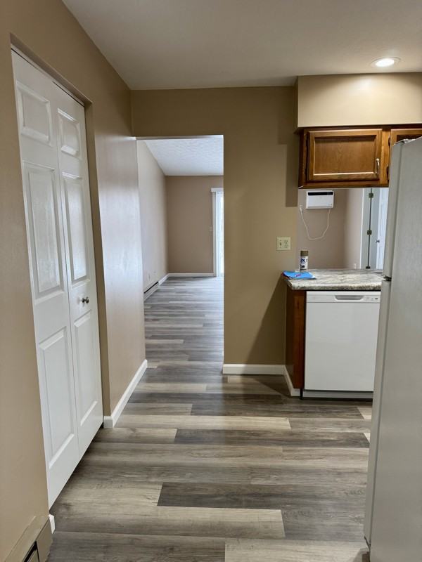 24 Orchard Ln - Photo 2 of 13