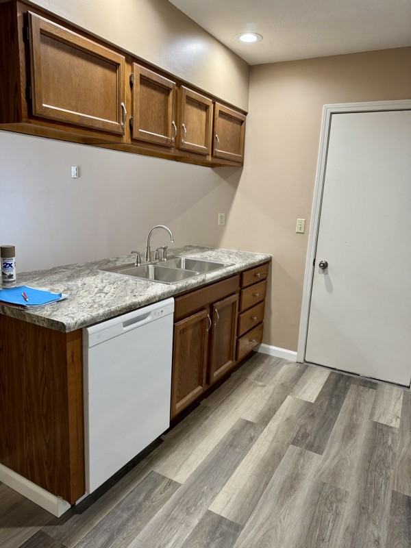 24 Orchard Ln - Photo 5 of 13