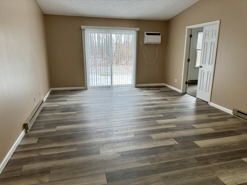 24 Orchard Ln - Photo 6 of 13