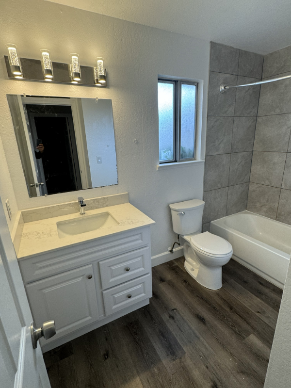 1807 Crestwood Ave #1 - Photo 6 of 13