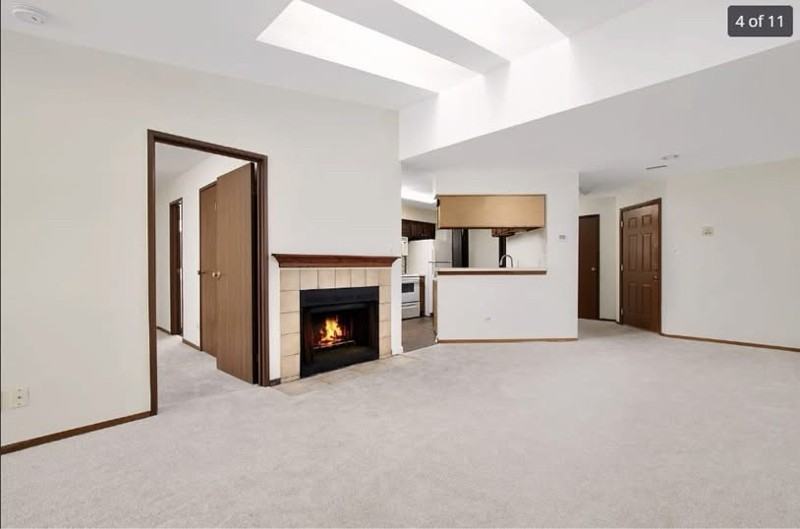 1345 E Wyndham Cir #203 - Photo 2 of 7