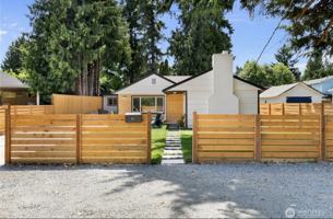 featured image of 11 Sw 100th St #A