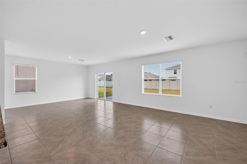 3842 Sunny Spring St - Photo 6 of 20