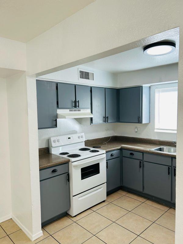 5733 S Morris Blvd ##C - Photo 5 of 13