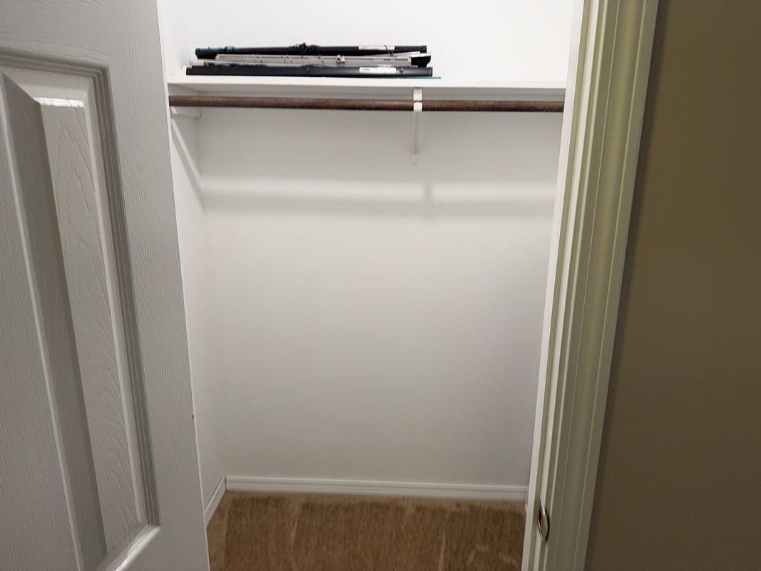 239 Old Farms Rd ##7-B - Photo 7 of 23