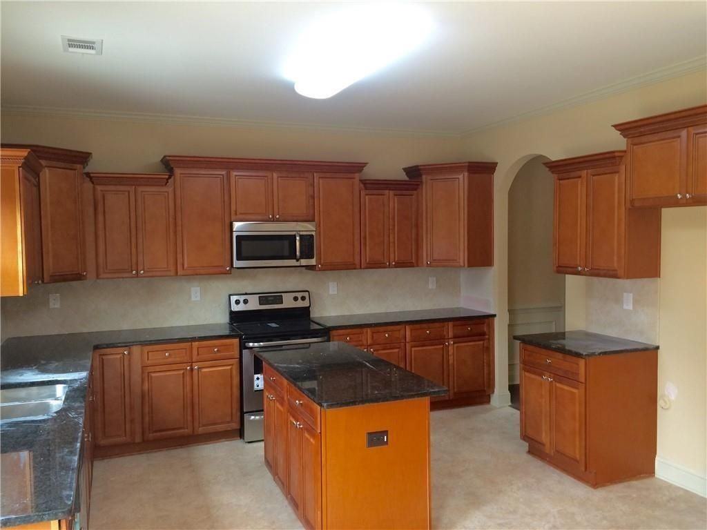 718 Channel Ln - Photo 2 of 16