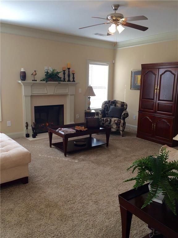 718 Channel Ln - Photo 3 of 16