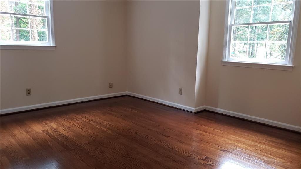 2134 Masonwood Cir - Photo 3 of 41