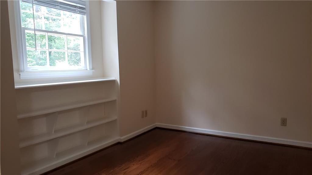 2134 Masonwood Cir - Photo 4 of 41