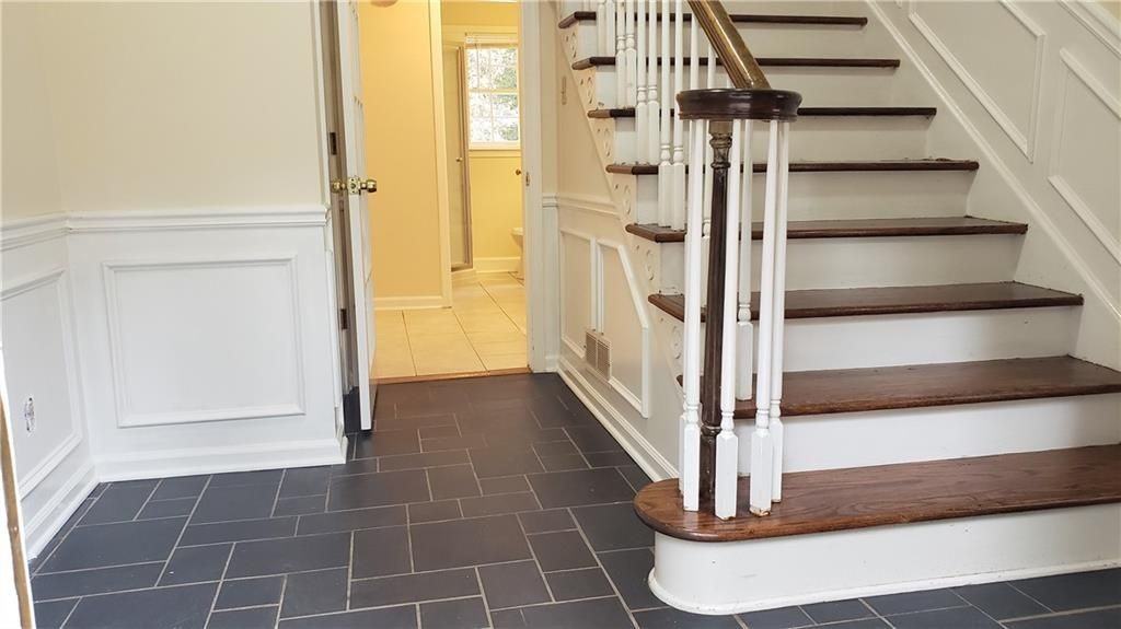 2134 Masonwood Cir - Photo 7 of 41