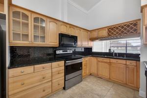 featured image of 1275 Summit Run Cir