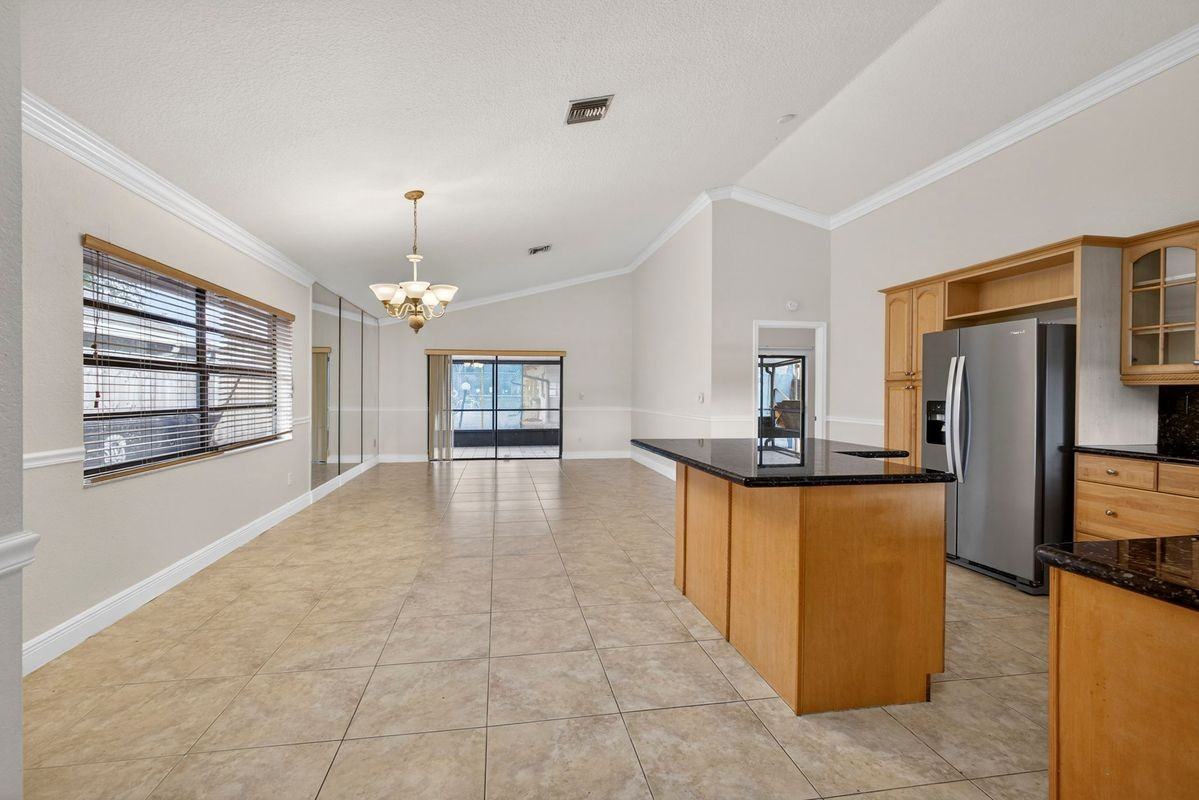 1275 Summit Run Cir - Photo 2 of 3