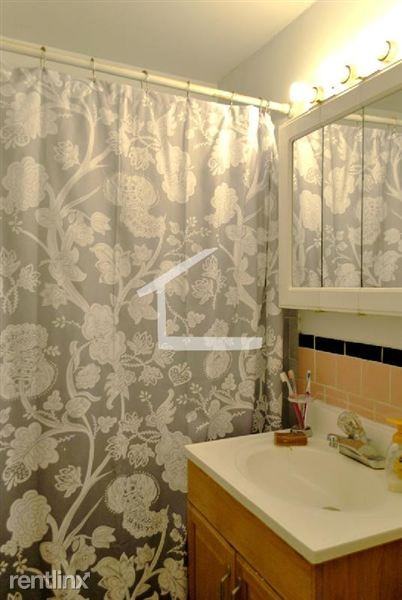 11 Gorham St - Photo 2 of 5