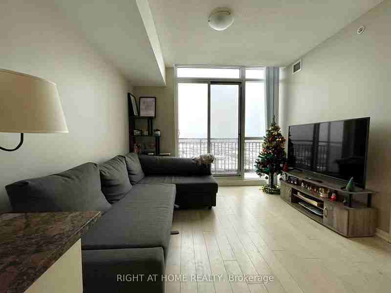 3091 Dufferin Street #1502 - Photo 6 of 22