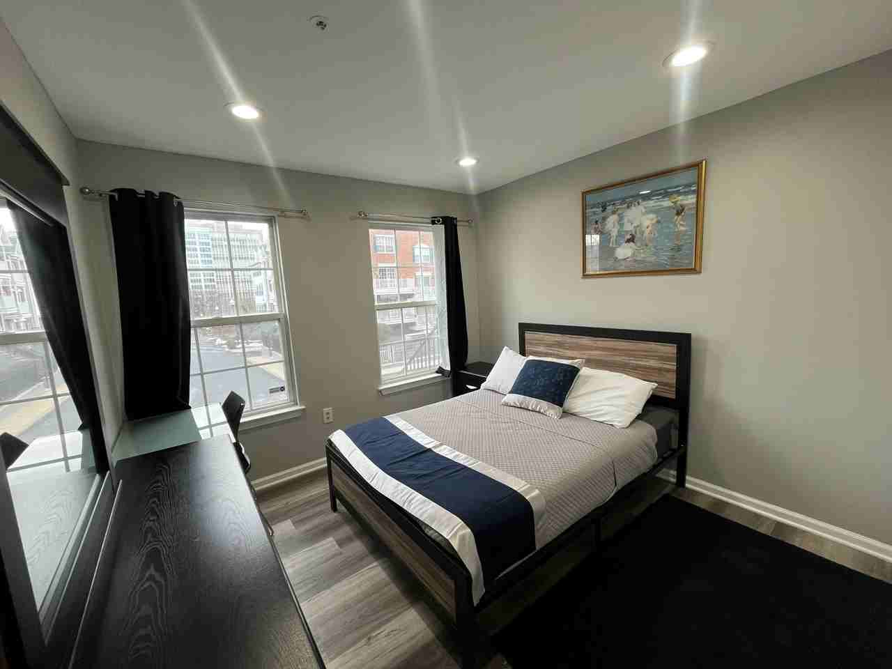 67 67 Vaughan Drive - 4 - Upstairs standard Hallway - Photo 2 of 22