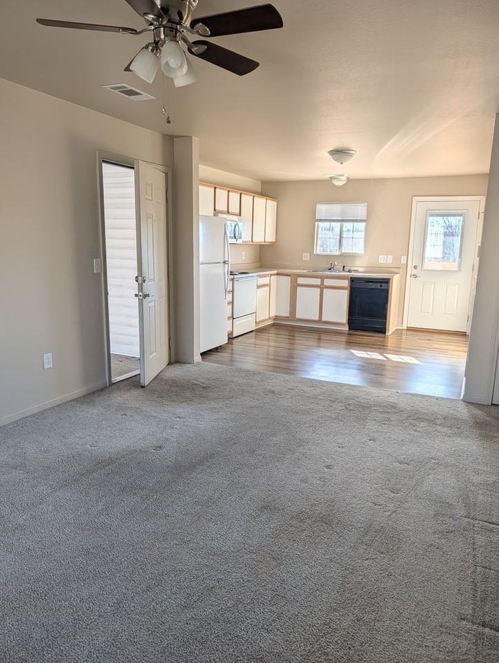 Valley View - Photo 3 of 38