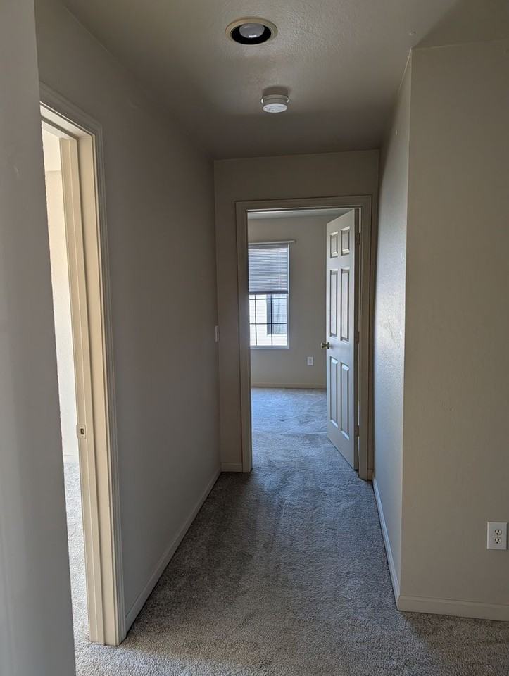 Valley View - Photo 7 of 38