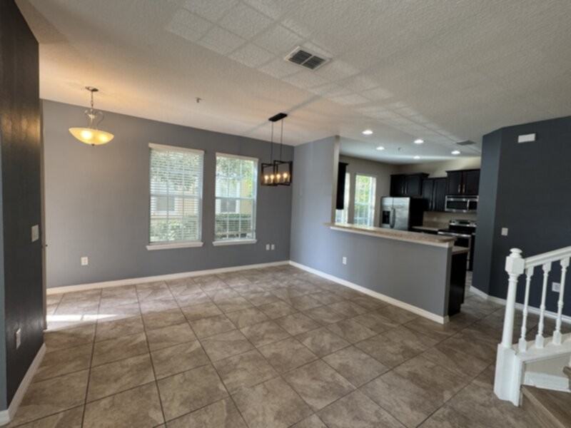 10229 Lake District Ln - Photo 3 of 35