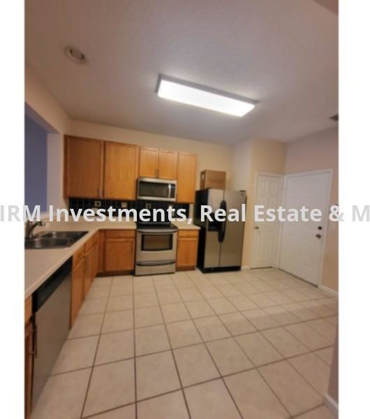 2684 Galliano Cir - Photo 2 of 6