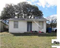 featured image of 735 W Avenue B