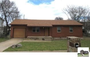 featured image of 2103 Crescent Dr