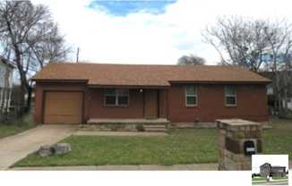 2103 Crescent Dr - Photo 1 of 1