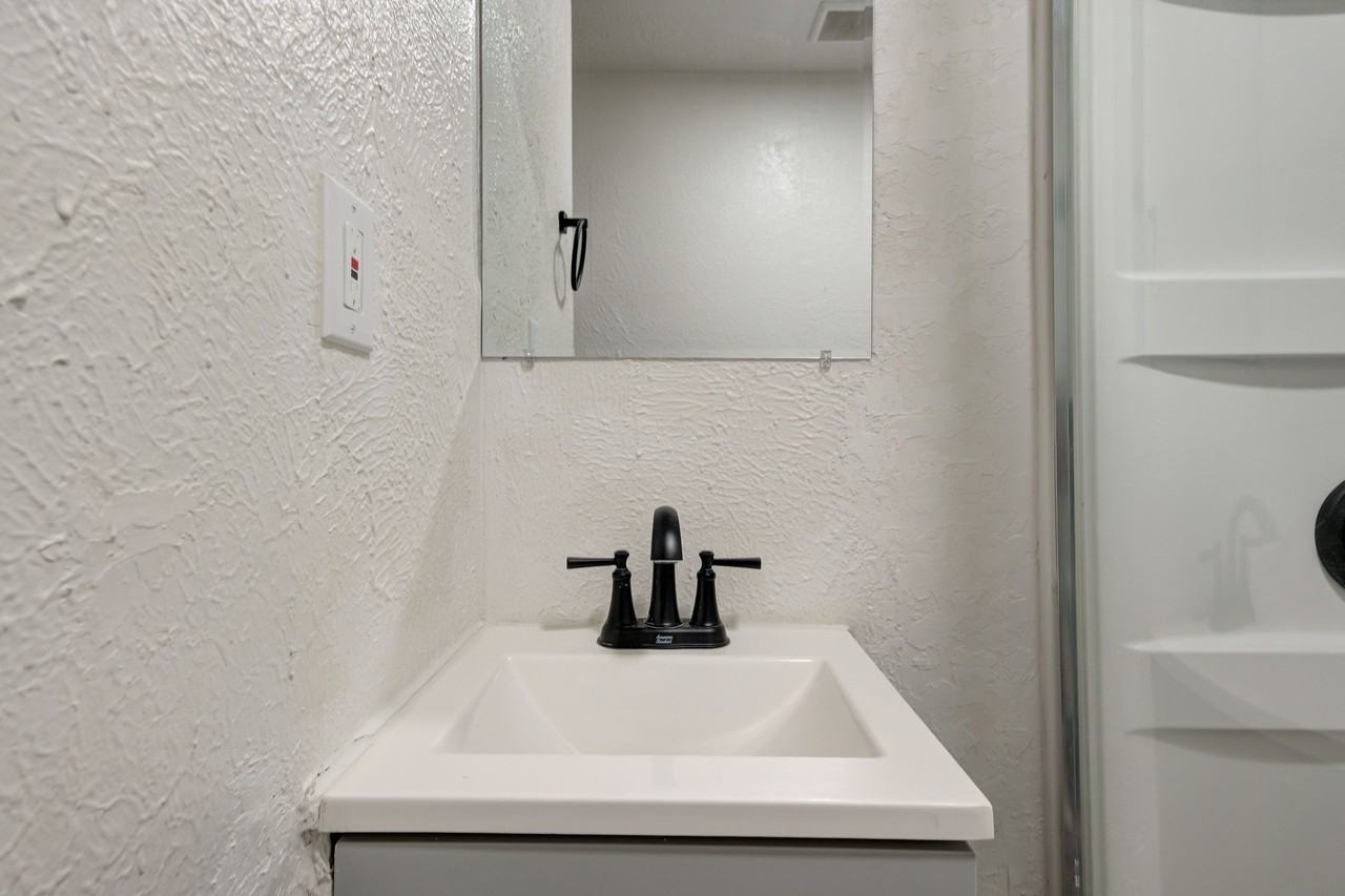 727 Vicksburg Ave #NA - Photo 7 of 50