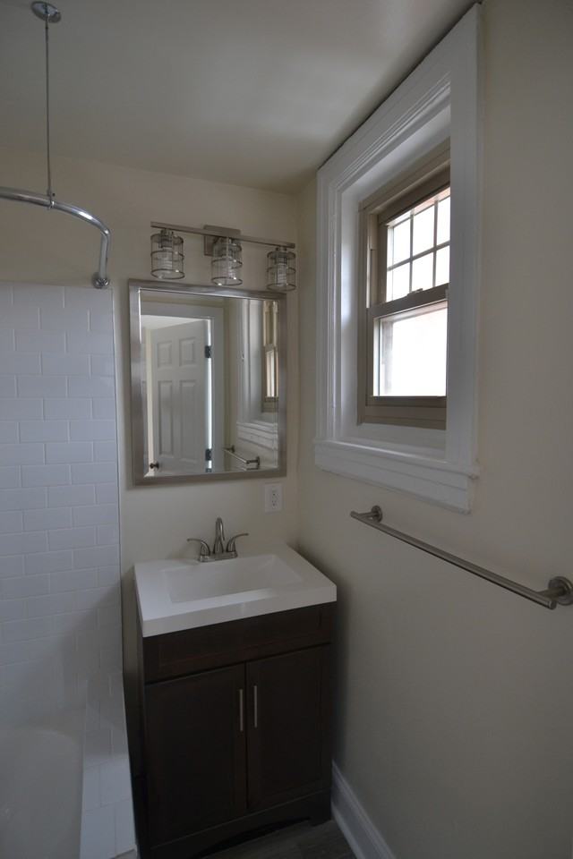 1510 Pine St #3R - Photo 5 of 7
