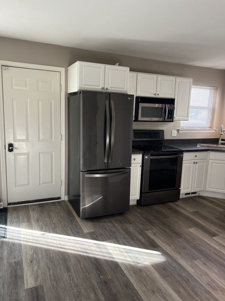 443 South St #443 - Photo 3 of 12