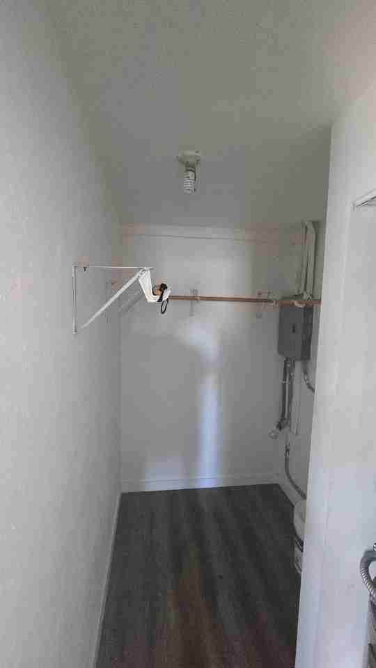 620 Nw 9th Ave #1 - Photo 4 of 11