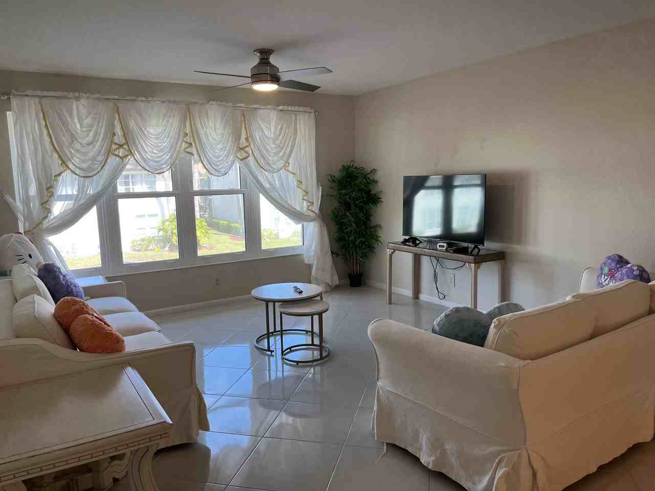 3631 Arctic Cir #416 - Photo 4 of 10