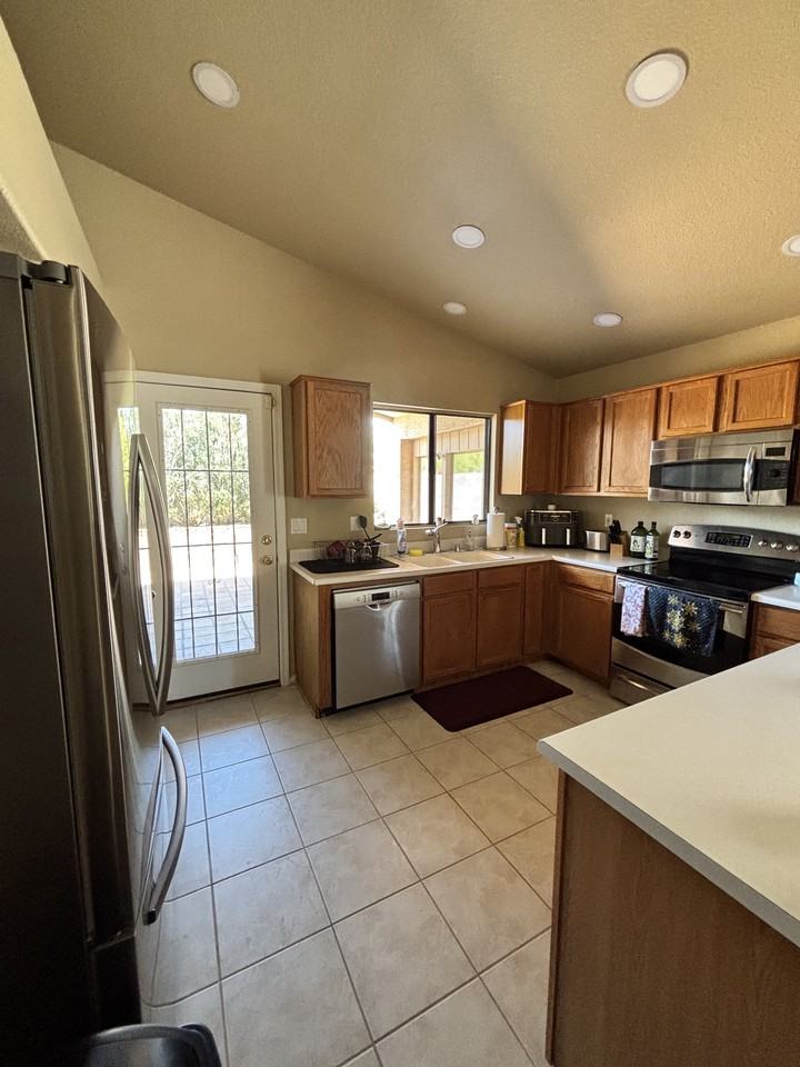 20250 N 32nd Pl #NA - Photo 3 of 12