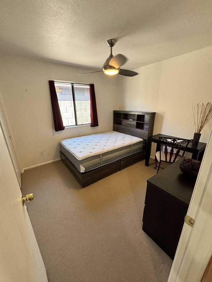 20250 N 32nd Pl #NA - Photo 6 of 12