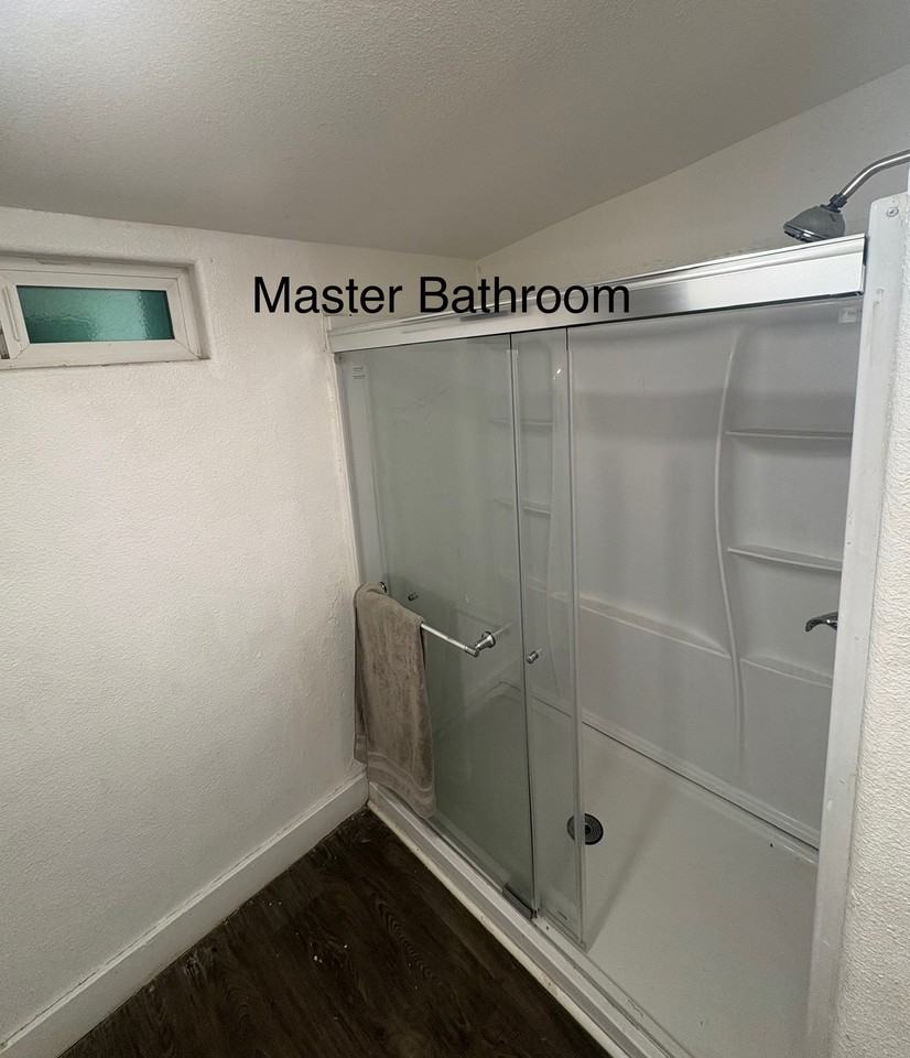 8022 Willow St #NA - Photo 5 of 7