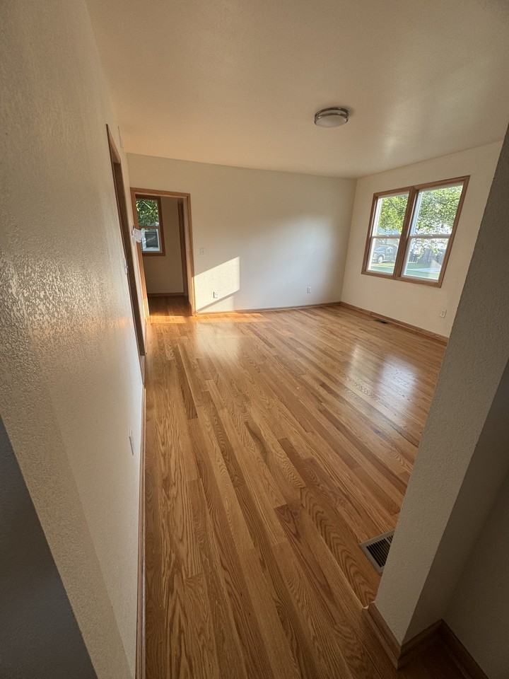 420 Ridgeland Ave #NA - Photo 5 of 12