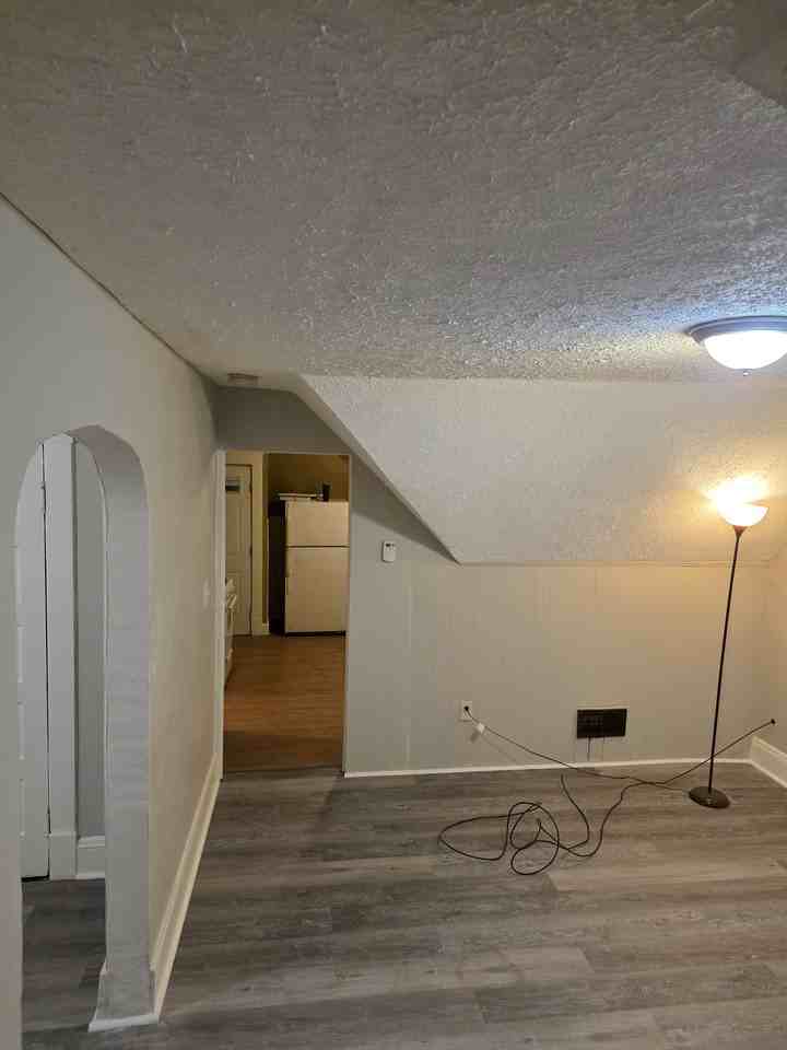 3695 E 55th St #UP - Photo 4 of 7