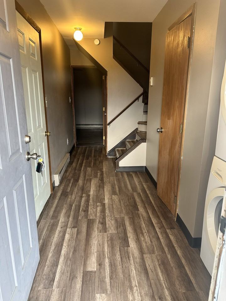 175 Victoria Arms Cir #15 - Photo 4 of 20