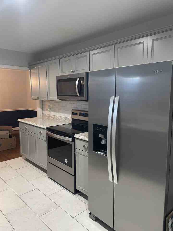 1424 Longview Ave #NA - Photo 2 of 8