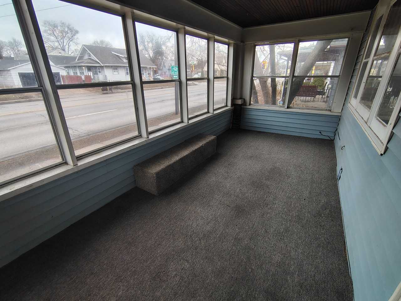 1810 Auburn St #1 - Photo 6 of 8