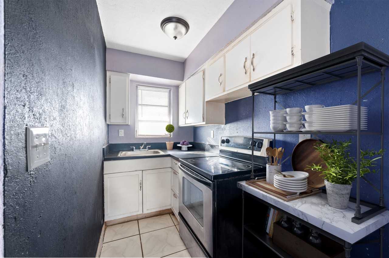 7983 Nw 14th Pl #3 - Photo 4 of 22