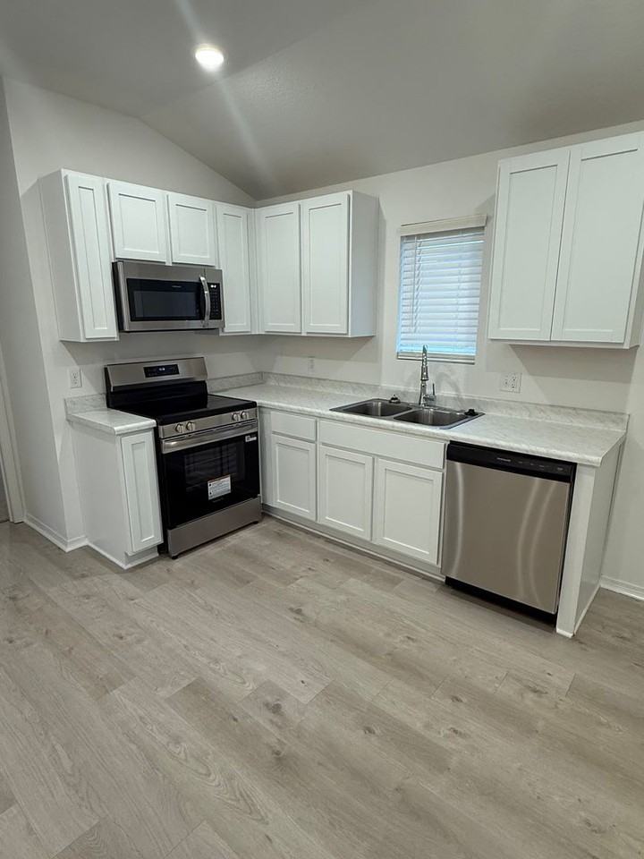 88 Farmhouse Cir - Photo 5 of 12