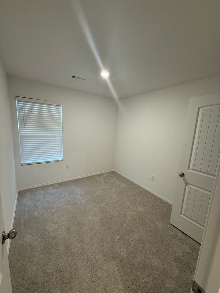 88 Farmhouse Cir - Photo 6 of 12
