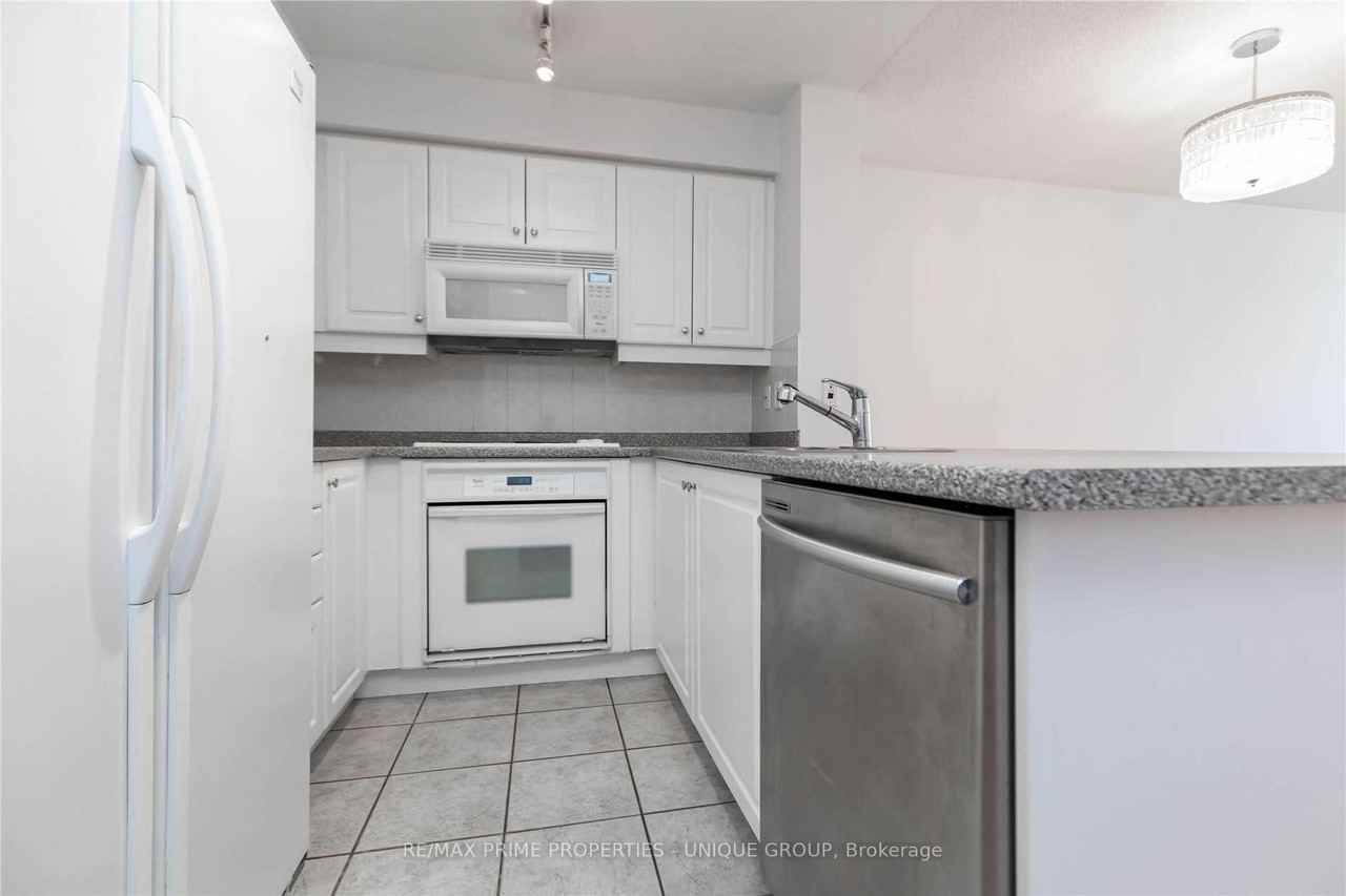 18 Wanless Avenue #314 - Photo 6 of 22